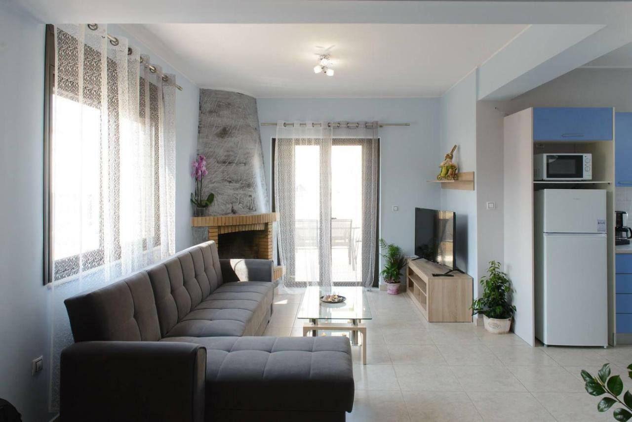 Filoxenia Apartment Artemida  Exterior photo