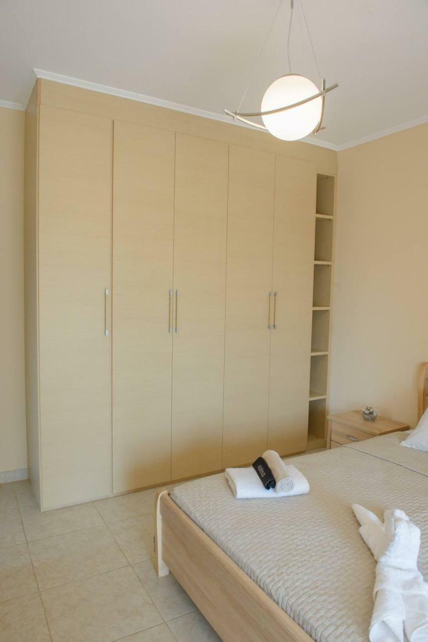 Filoxenia Apartment Artemida  Exterior photo