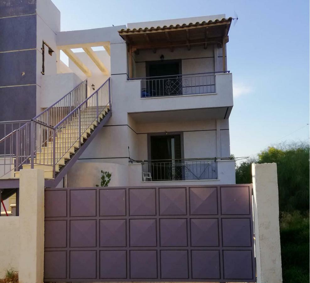 Filoxenia Apartment Artemida  Exterior photo