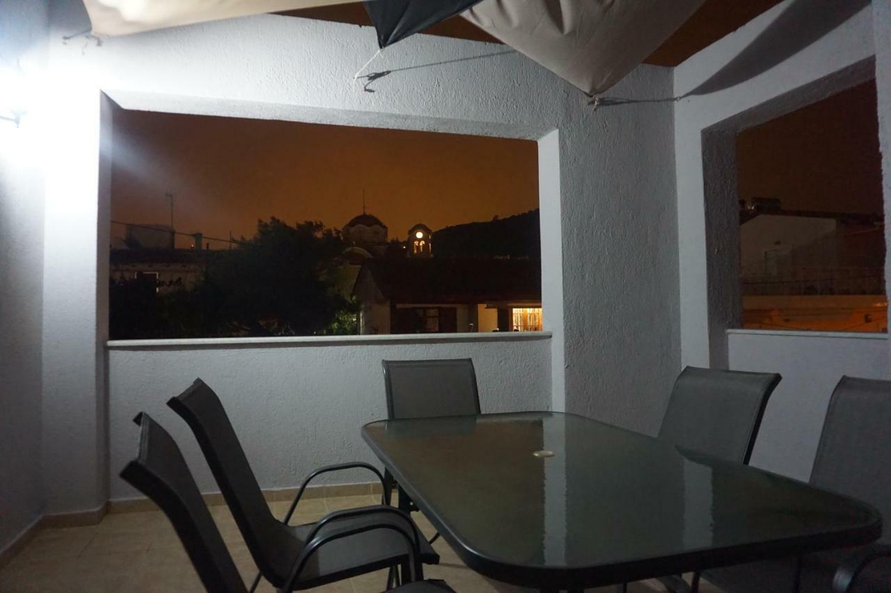 Filoxenia Apartment Artemida  Exterior photo