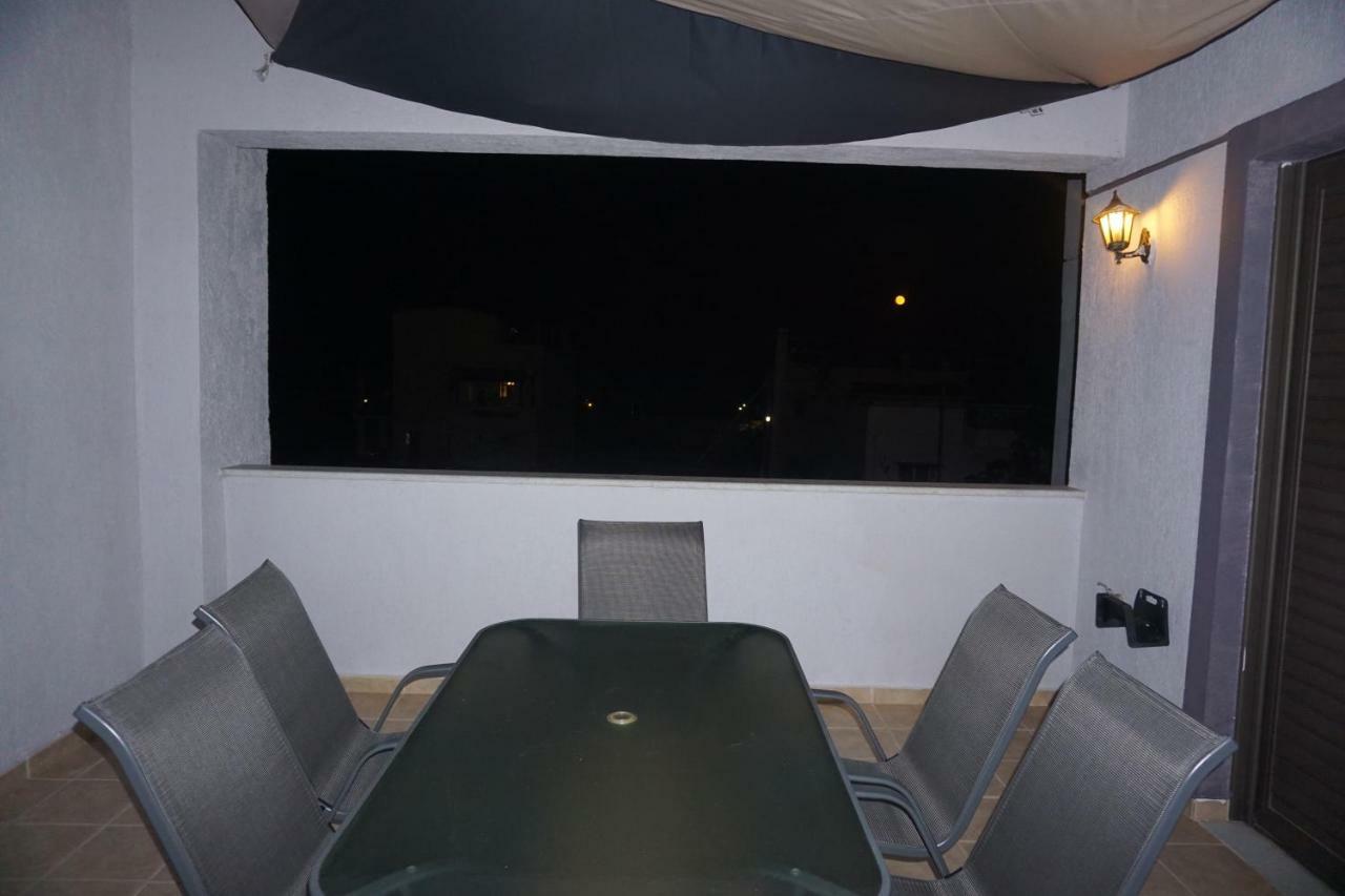Filoxenia Apartment Artemida  Exterior photo